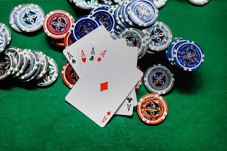 phtya Philippines online gaming platform hero banner showingportsbook and casino games
